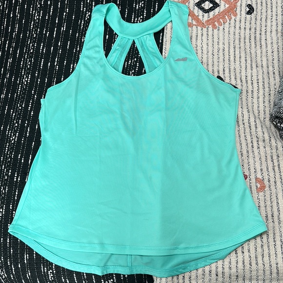 Avía work out tank tops- one mint green the other lavender - Picture 7 of 12